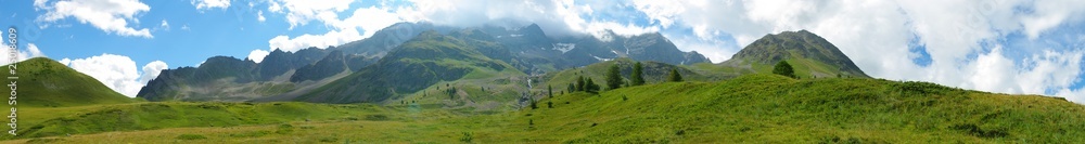 Les Hautes-Alpes Les Hautes-Alpes