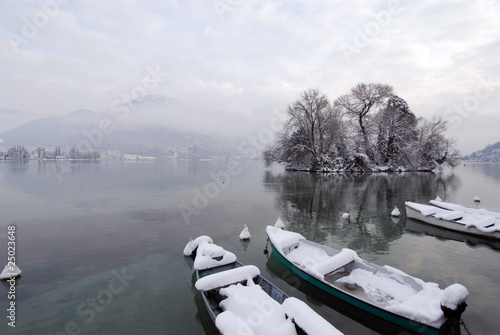 Annecy Ile aux cygnes Lac