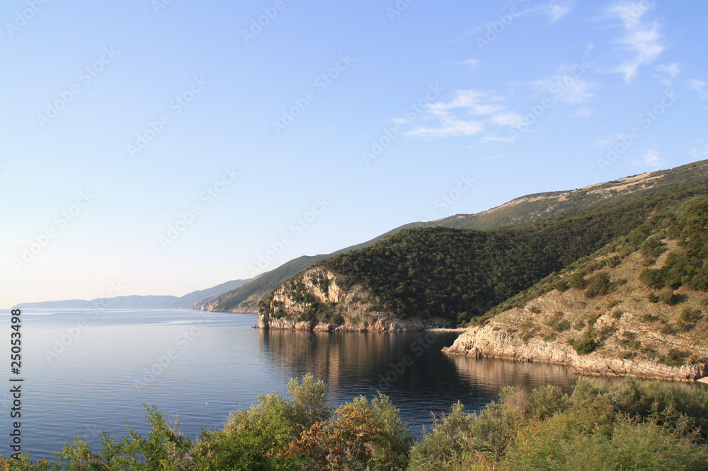 mar adriático y costa de Isla Cres Croacia