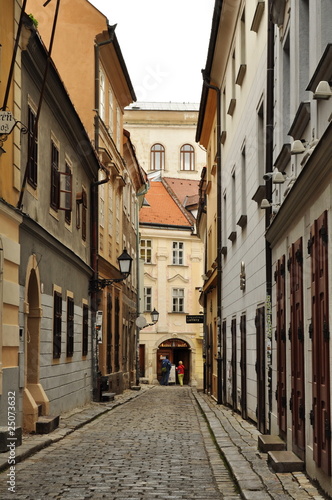 Fototapeta Naklejka Na Ścianę i Meble -  Bratislava, vicolo