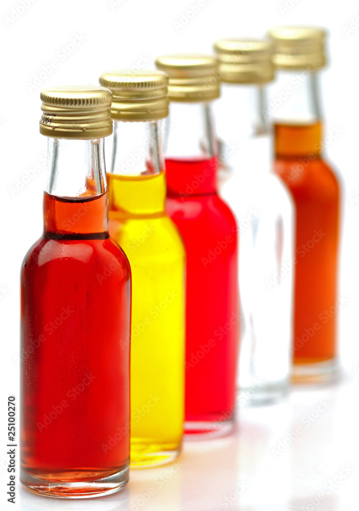Fruit liqueurs - Liquori alla frutta Fruit liqueurs - Liquori alla frutta