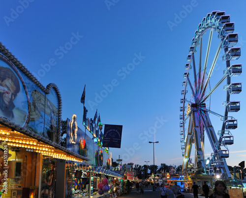 Riesenrad auf dem Schützenfest