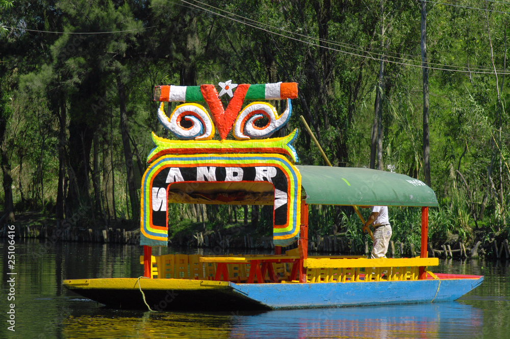 Obraz premium Boat in Mexico city Xochimilco