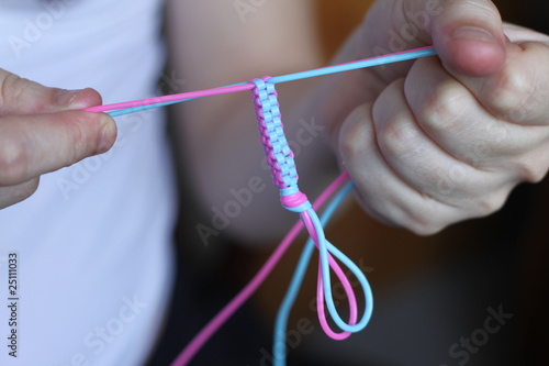 Faire un Scoubidou