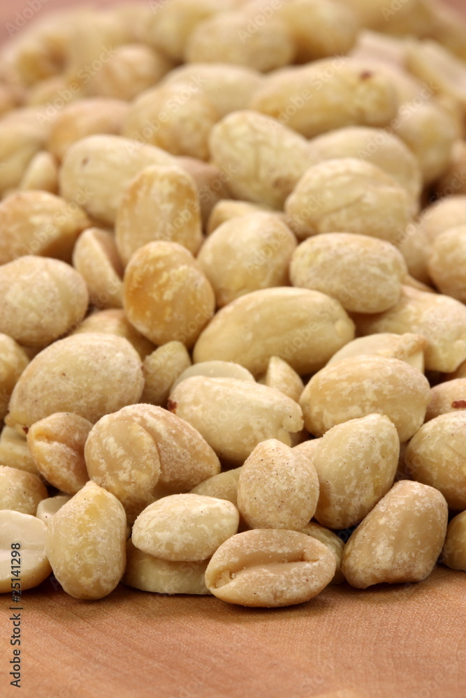 roasted peanuts roasted peanuts