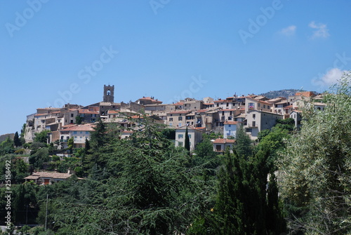 Village provençal de montagne