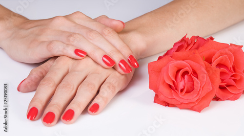 Scarlet manicure and roses