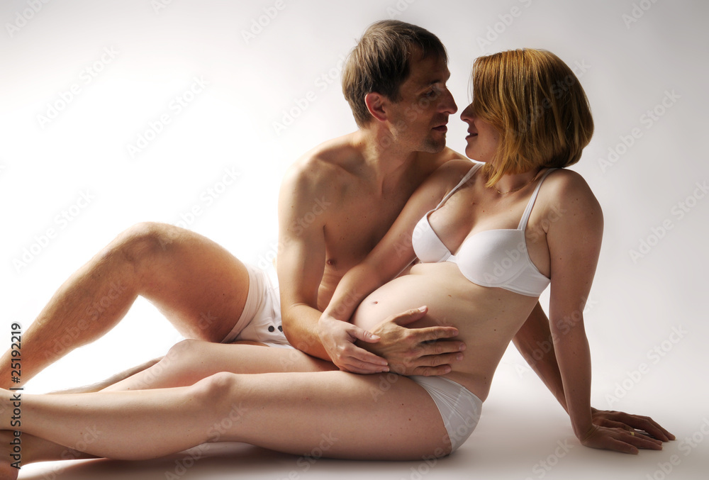 Naklejka premium Young family