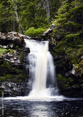 Fototapeta Naklejka Na Ścianę i Meble -  Waterfall in Sweden