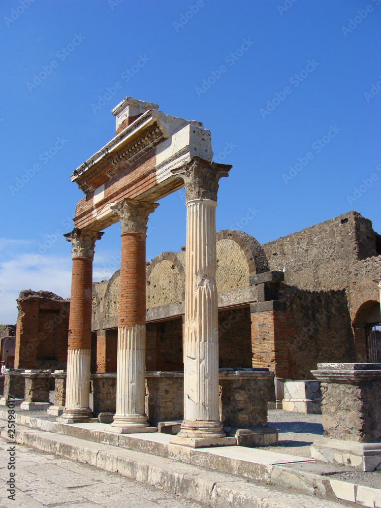 Columns of Pompeii forum