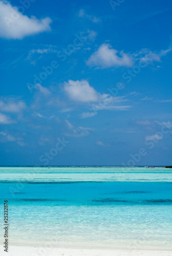 Fototapeta Naklejka Na Ścianę i Meble -  Maldives Sea and Sky