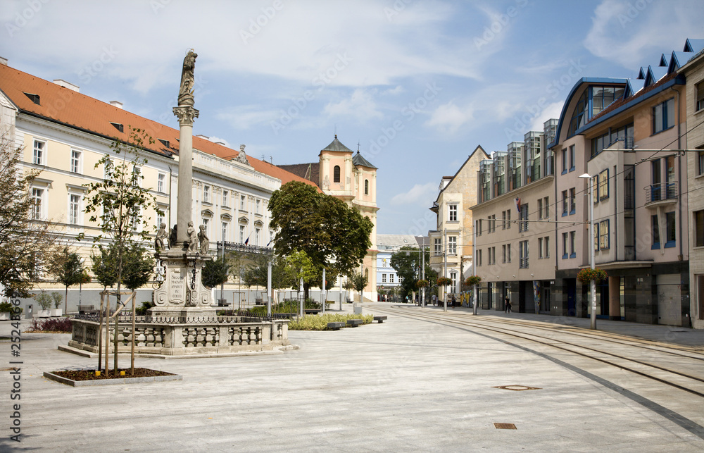 Bratislava - SNP square and st. Mary baroque column