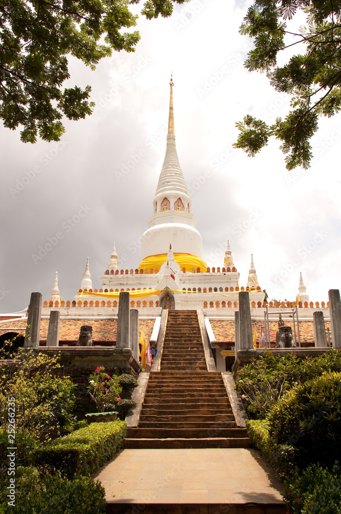 Fototapeta premium White pagoda at Phakho Temple, Song Khla, Thailand.