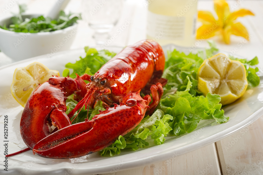 whole lobster with salad - aragosta e insalata whole lobster with salad - aragosta e insalata