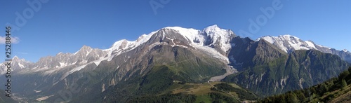 Massif du Mont Blanc vu du Prarion