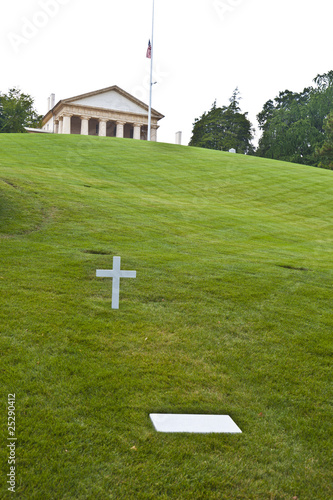 Canvas Print tomb of Robert Kennedy in Arlington National Cemetery