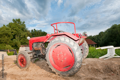 Lindner Traktor photo