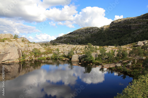 Norway - Preikestolen trail at Rogaland © Tupungato