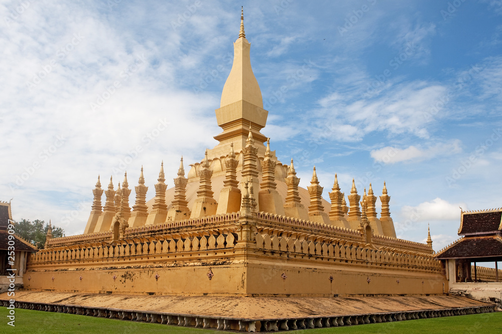 Fototapeta premium That Luang Vientiane
