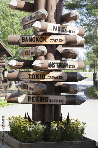 Fotografi Signpost at Christmas Land, Arctic Circle