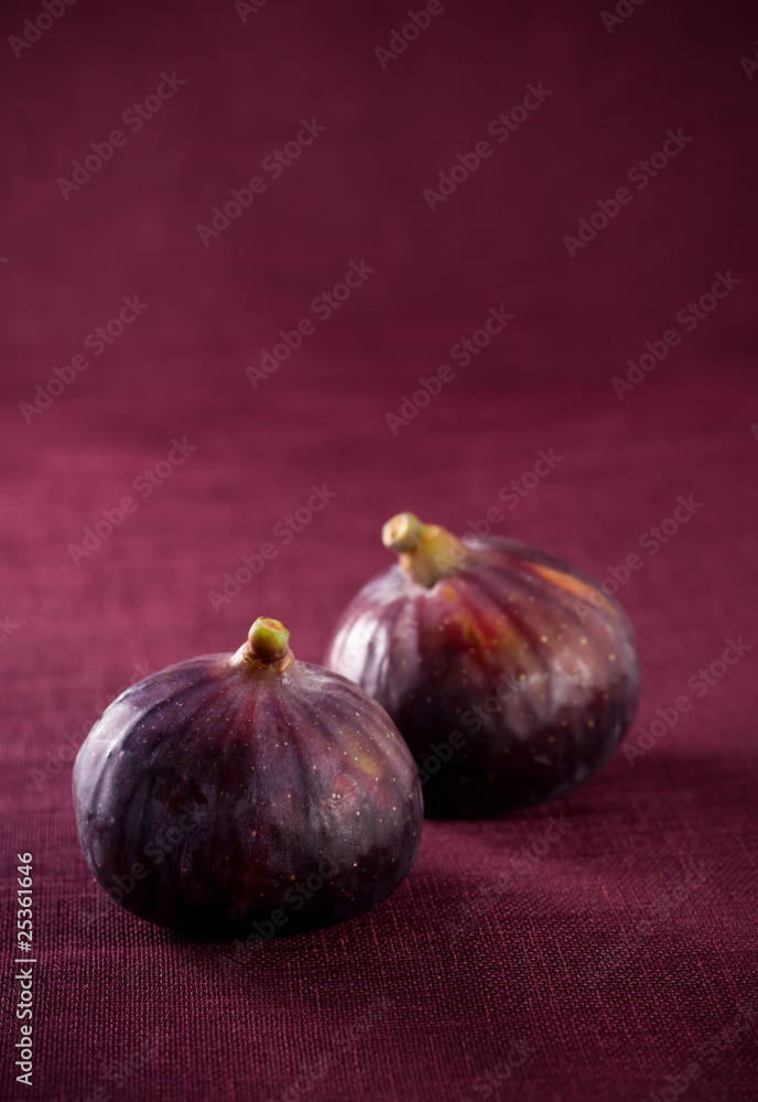 Fototapeta premium fresh figs
