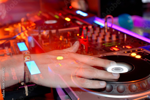 DJ's hands