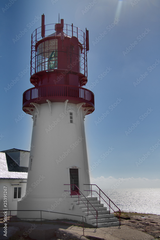lighthouse in bright daylight