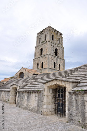 Photos église saint-trophime 6