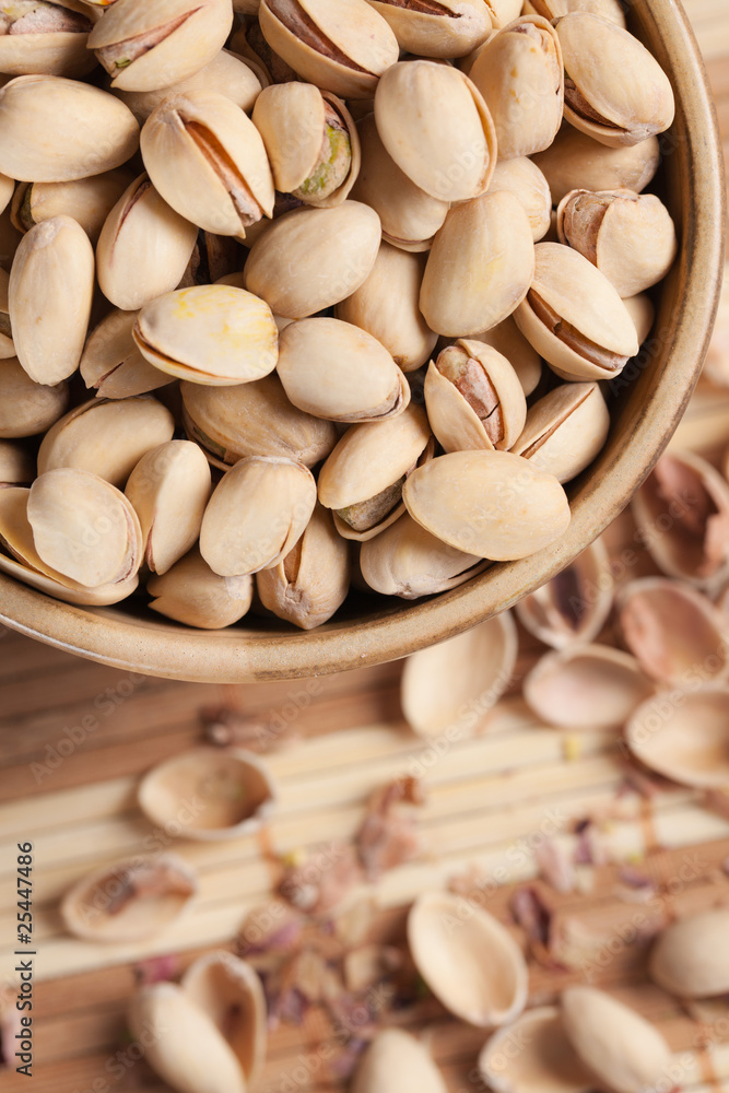 pistachio nuts pistachio nuts