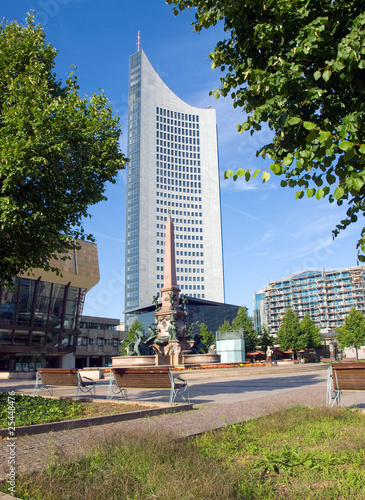 Leipzigs Augustusplatz im Sommer photo