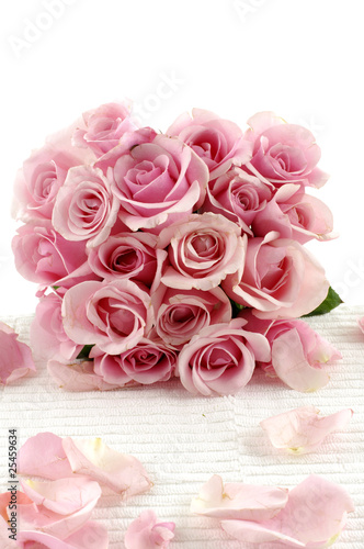 multiple pink roses with petals