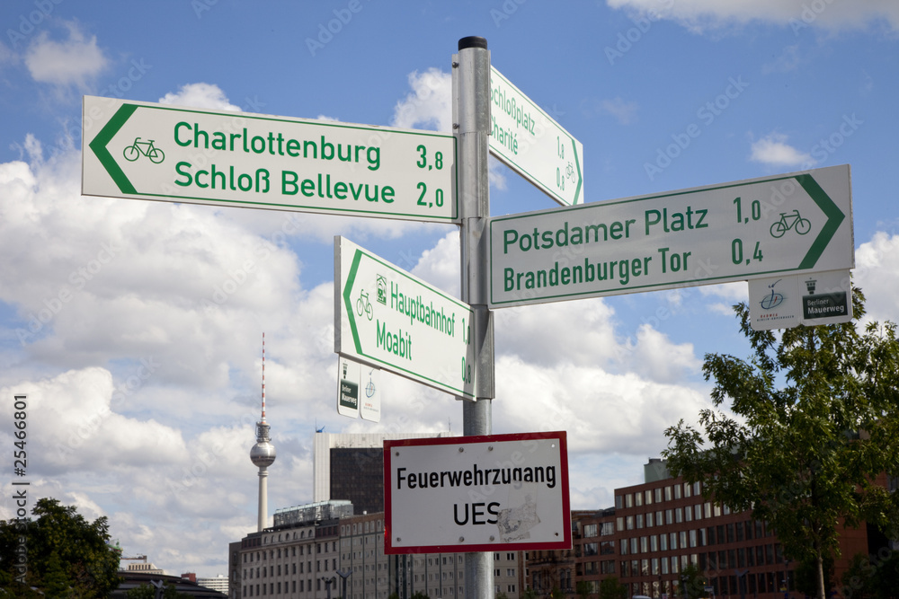 Obraz premium Berlin Points of Interest are Signposted with the TV Tower in th