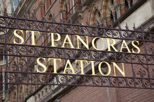 St Pancras International Railway Station photo