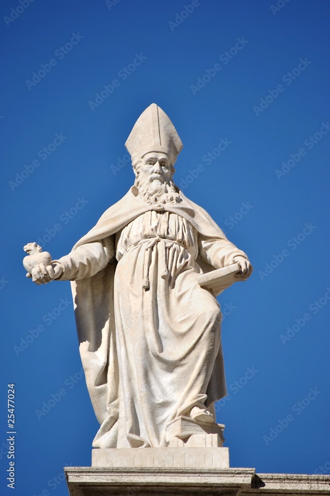 Statua di Sant'Agostino - Basilica Sacro Cuore - Roma - Italia