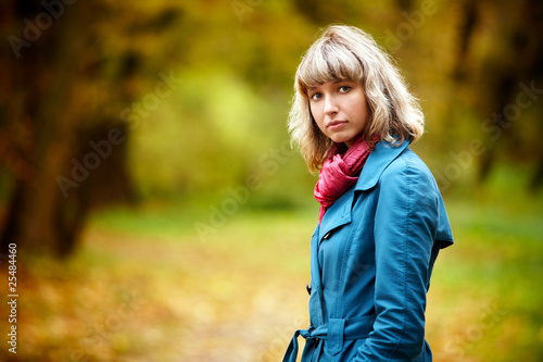 fall portrait of a beautiful woman