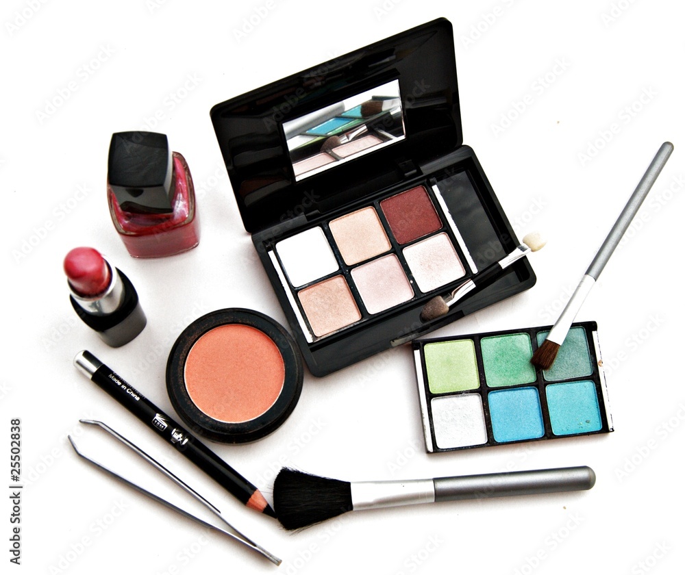 utensilios maquillaje foto de Stock | Adobe Stock