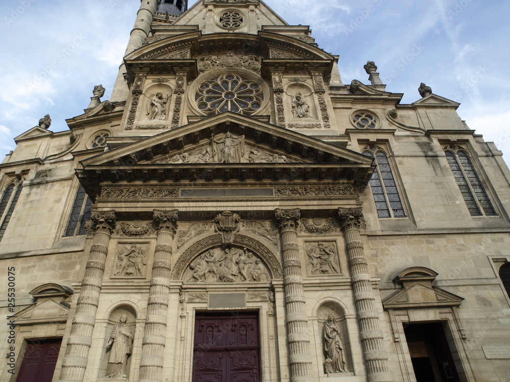 Iglesia de Saint Etienne du mont en Paris
