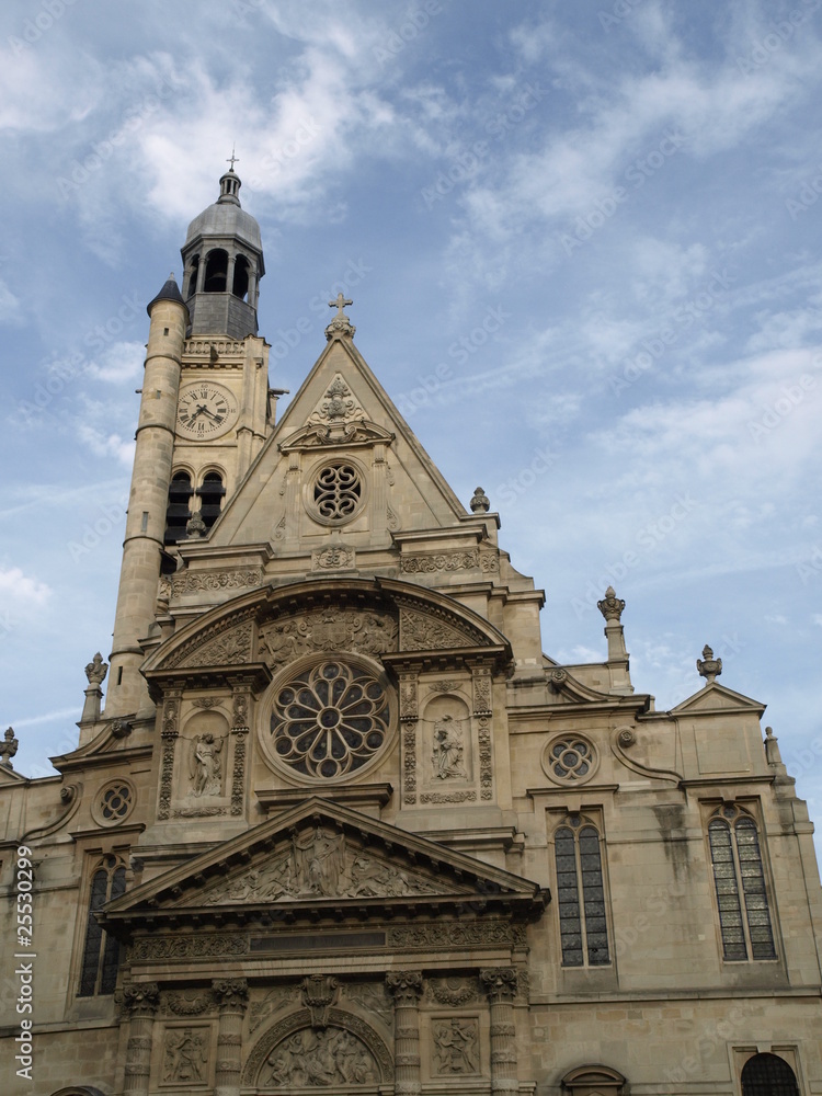 Iglesia de Saint Etienne du mont en Paris