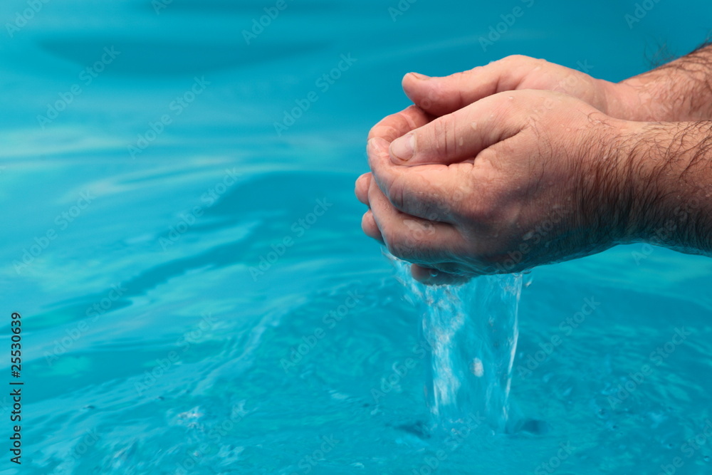 hands and water