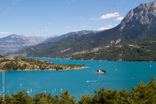 serre poncon panorama