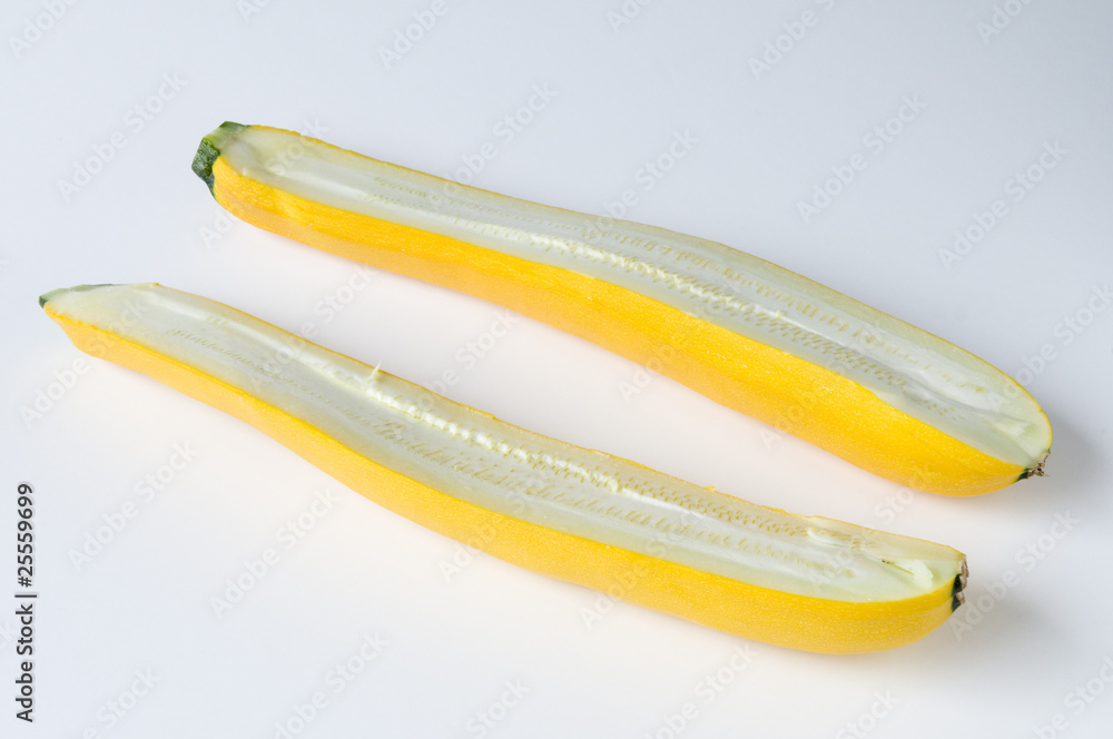 Zucchini, Cucurbita pepo convarietät giromontiiua, Zucchini, Cucurbita pepo convarietät giromontiiua,