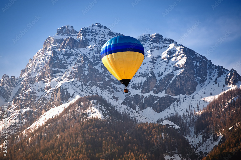 Fototapeta premium Heißluftballon