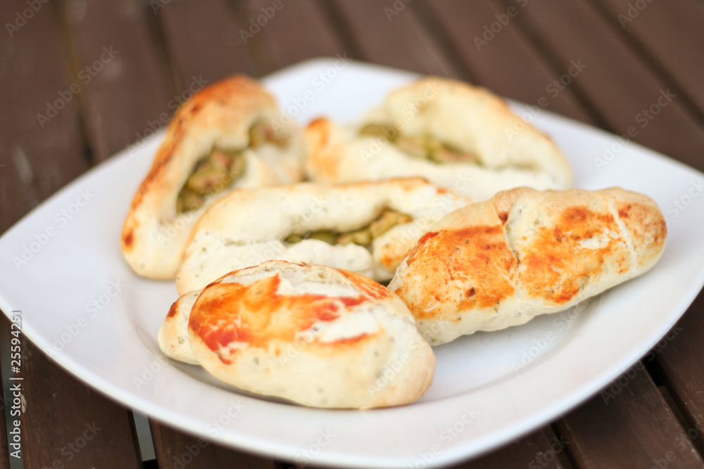 Teller mit Brot Teller mit Brot