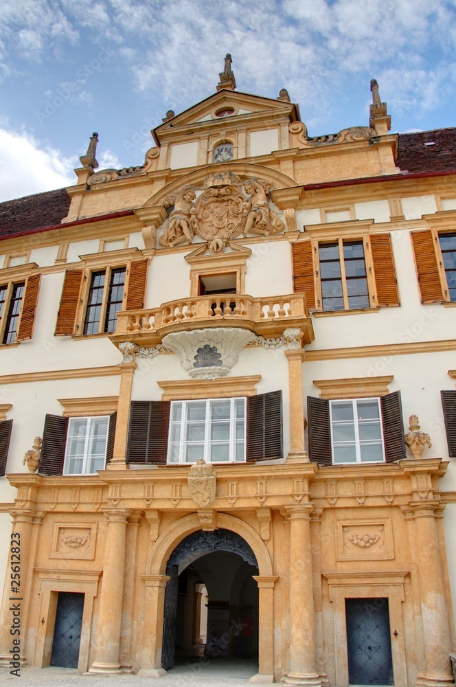 façade d'un château autrichien à Graz