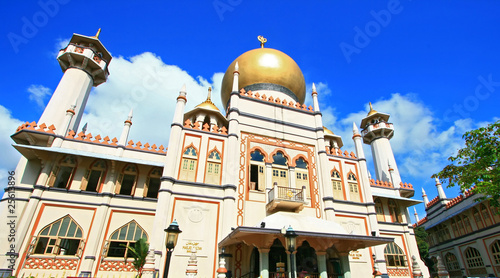 Photography Masjid Sultan,Singapore Mosque, in Arab Street with blue sky
