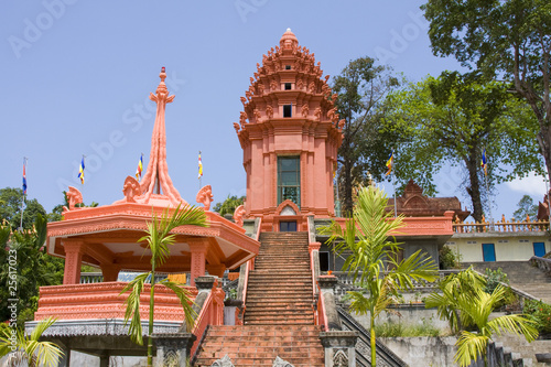 Foto Buddhist temple in Sihanouk Ville, Cambodia.