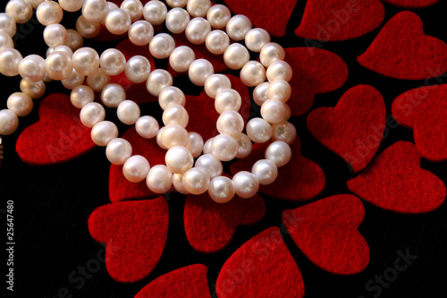 Perlen und Herzchen