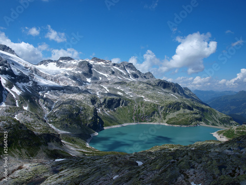 Fototapeta Naklejka Na Ścianę i Meble -  Weissee alpine lake in the Alps