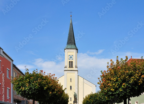 Kirche Heilig Kreuz in Osterhofen, Bayern photo