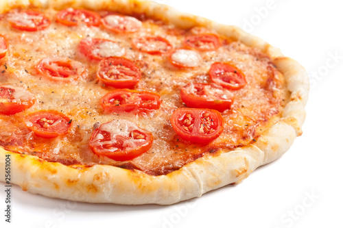 cheese and tomato pizza